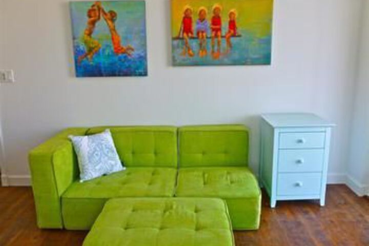 Room 10 of 17