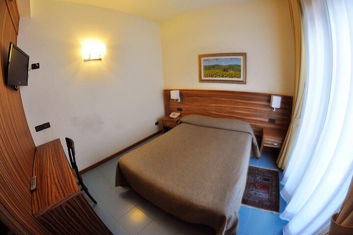 Room 21 of 45