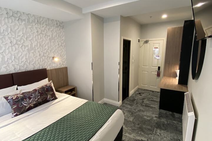 Room 20 of 116