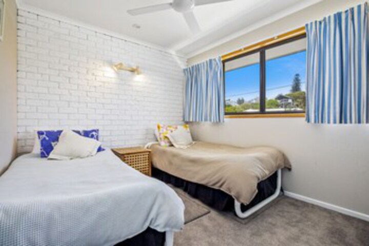 Room 13 of 78