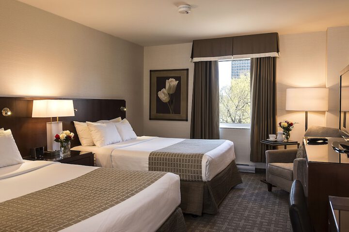 Room 4 of 34