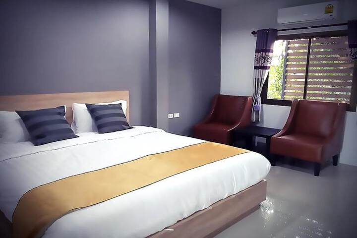 Room 3 of 17