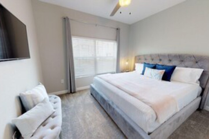 Room 50 of 60