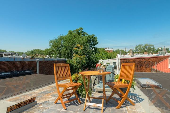 Photo of The Perfect Pied a Terre in The Heart of The Nations Capitol