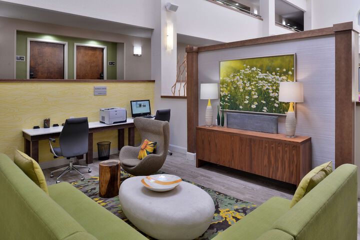 Hotel Interior 5 of 31