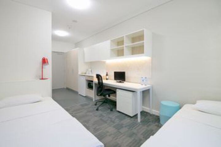 Room 46 of 63