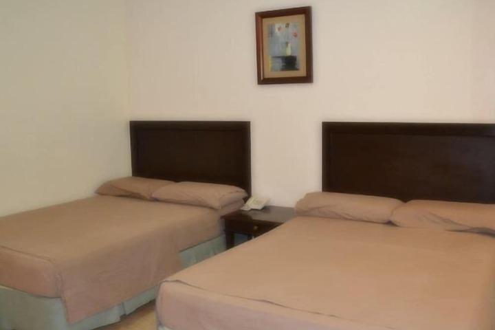 Room 4 of 50
