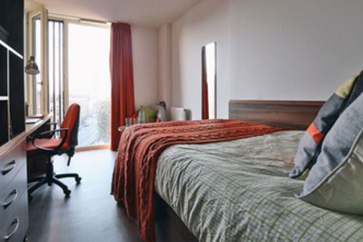 Room 35 of 37