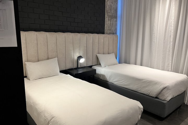 Room 11 of 24