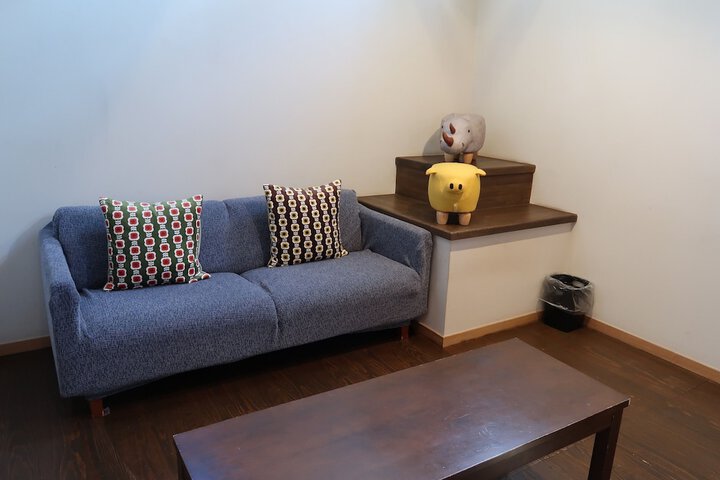 Room 11 of 79
