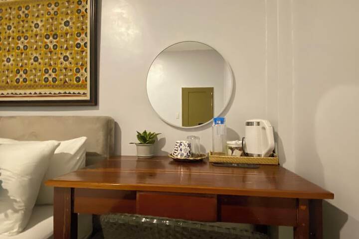 Room 5 of 67