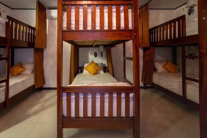 Room 12 of 41