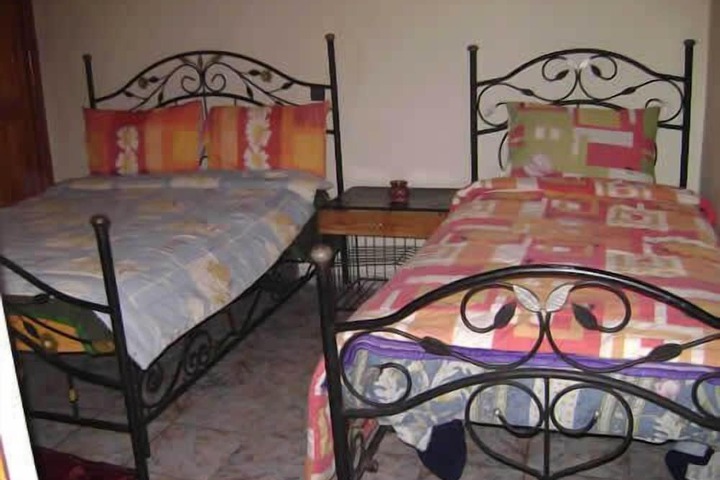Room 4 of 15