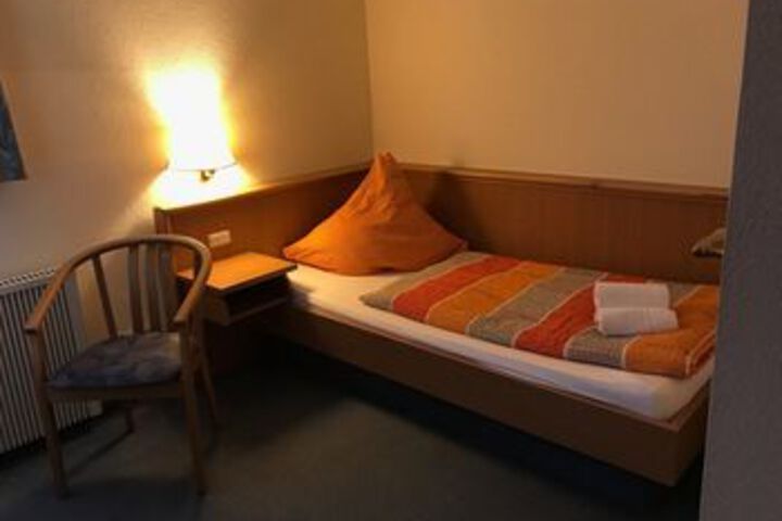 Room 24 of 46