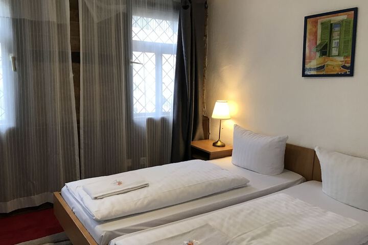 Room 20 of 31