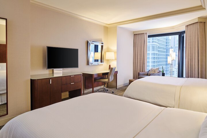 Traditional Room 2 Double Beds (3 of 18)