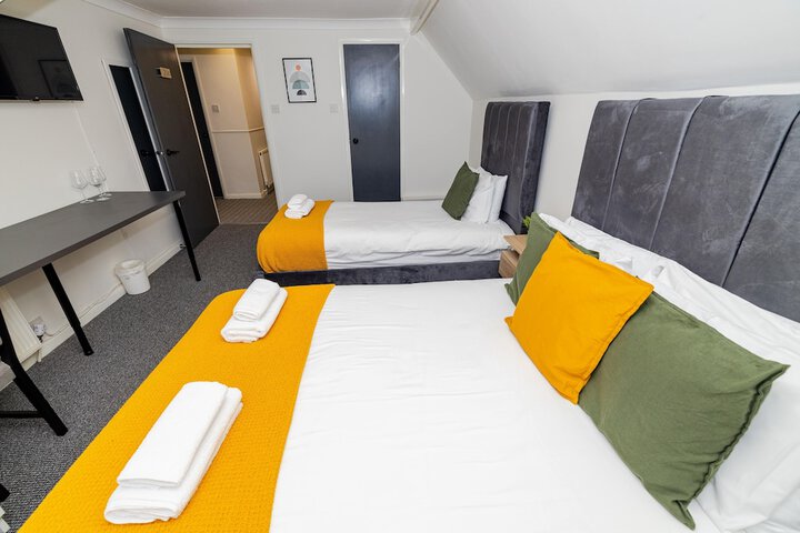 Room 14 of 129