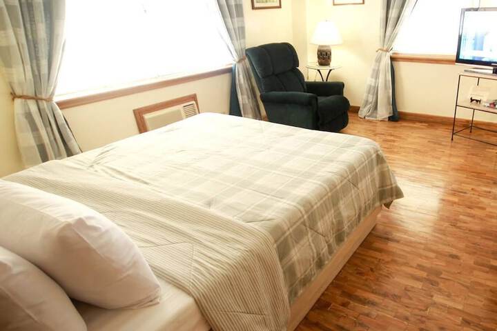 Room 14 of 40