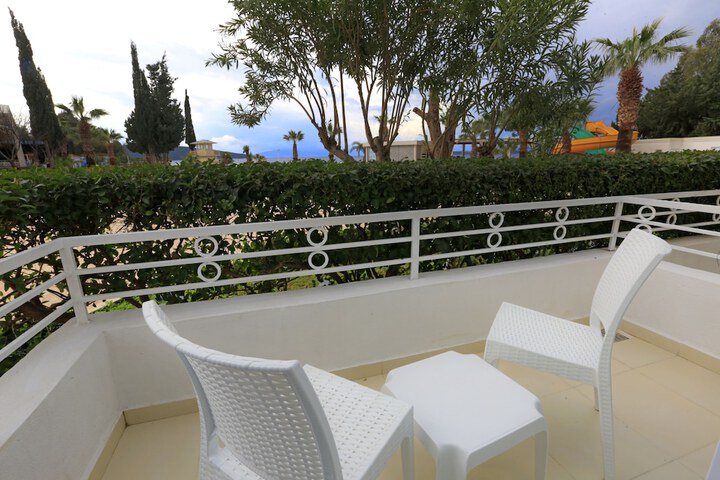 Terrace/Patio 43 of 191