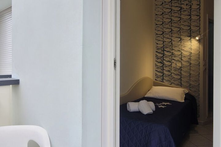 Room 35 of 139