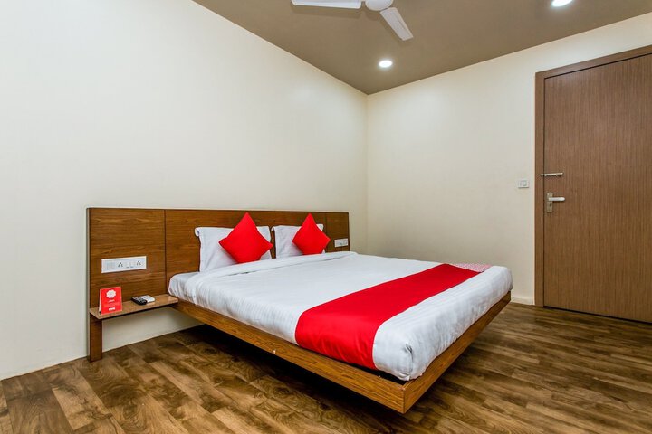 Room 8 of 21