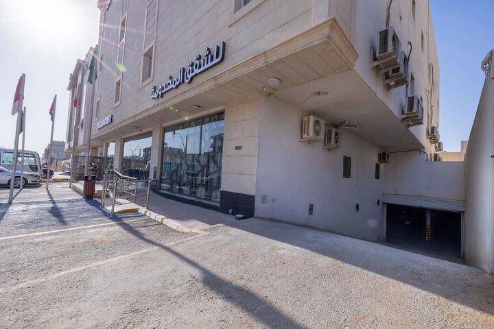 Hotel Entry