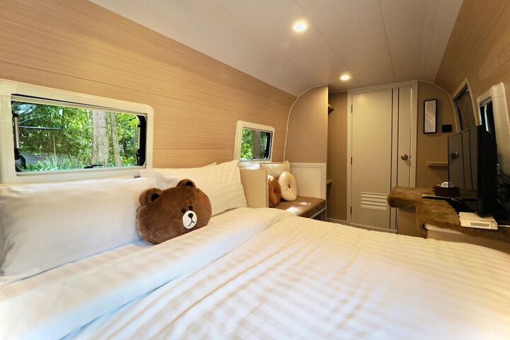 Room 41 of 194