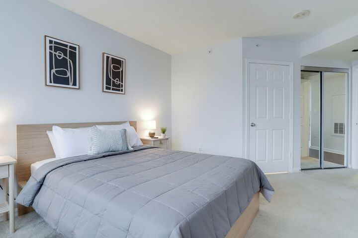 Room 182 of 195