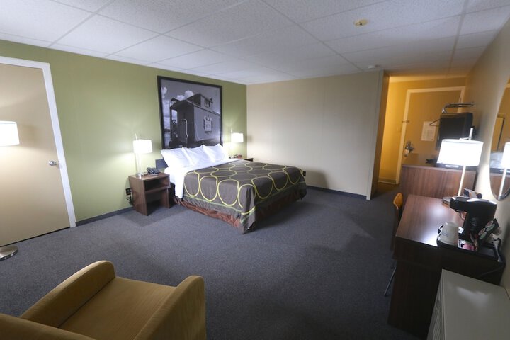 Room 7 of 47