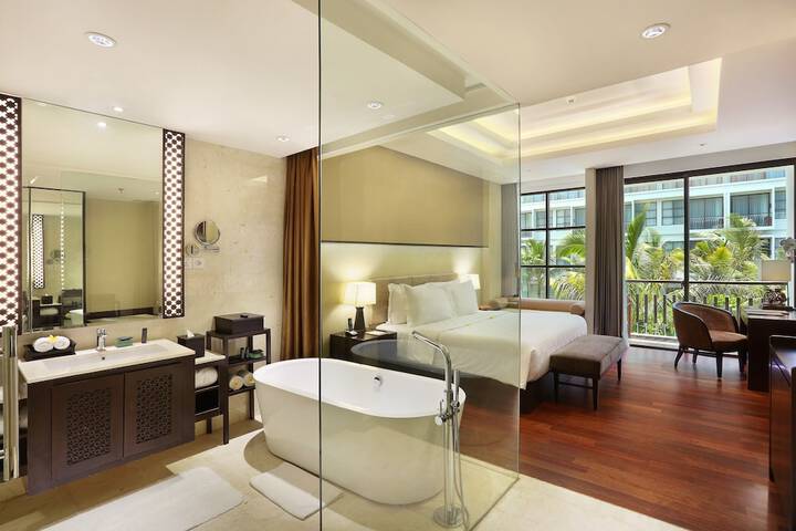 Room 10 of 56