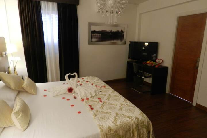 Room 11 of 46