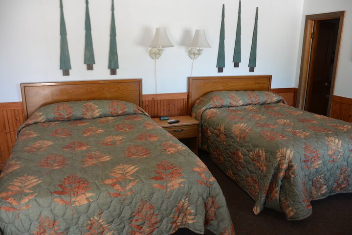 Room 6 of 11