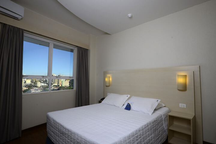 Room 8 of 38