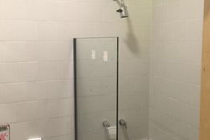 Room 2 of 17