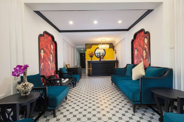 Hotel Interior 4 of 35
