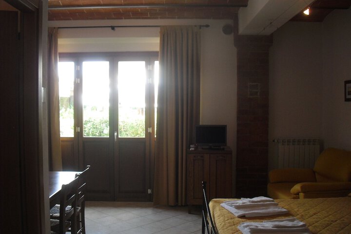 Room 16 of 84