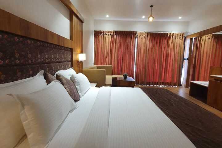 Room 21 of 126