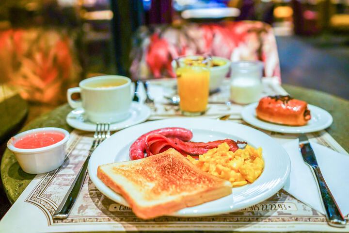 Breakfast/Coffee Service 63 of 76