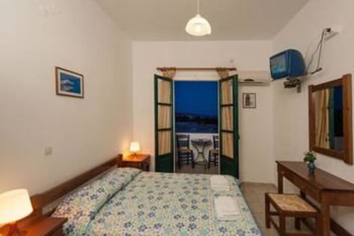 Room 16 of 19
