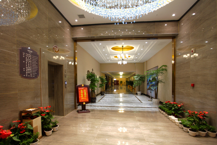 Hotel Interior 11 of 23