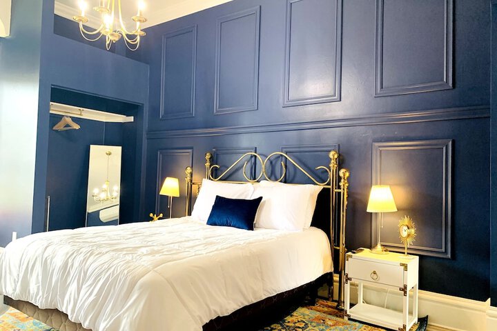 Room 9 of 181