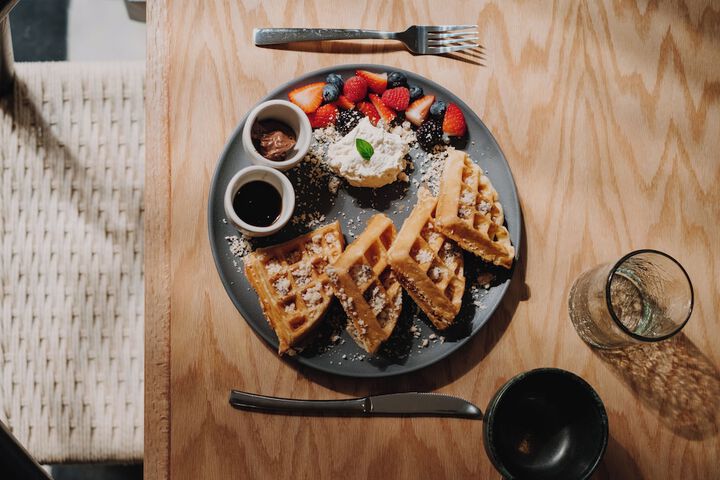 Breakfast/Coffee Service 17 of 25