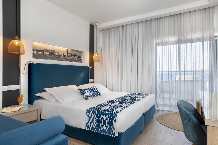 Room 40 of 91