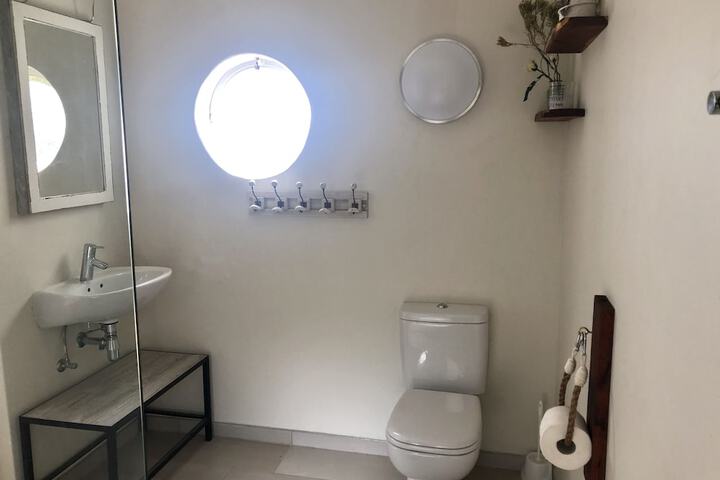 Room 20 of 34