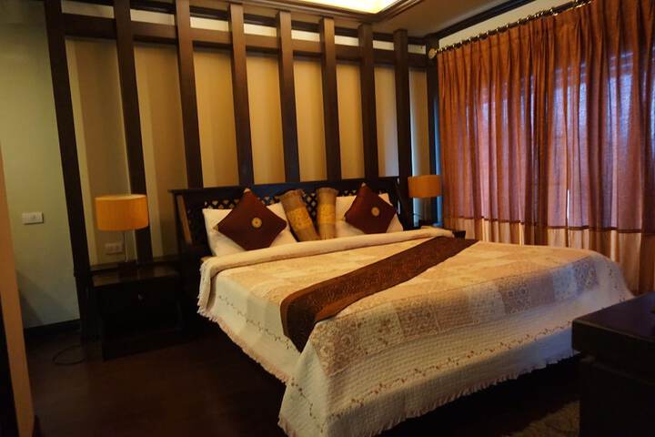 Room 16 of 52