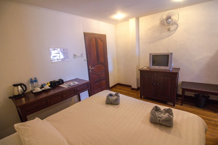 Room 22 of 64