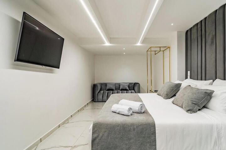 Room 13 of 58