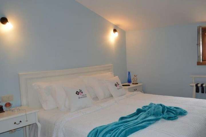 Room 3 of 67