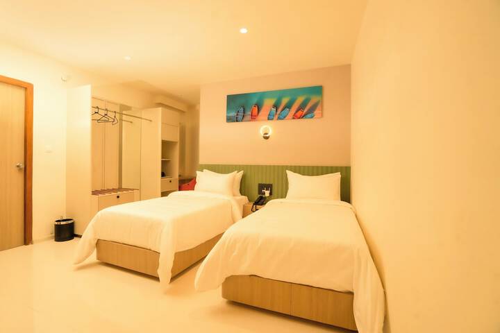 Room 12 of 72