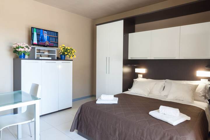 Room 18 of 31